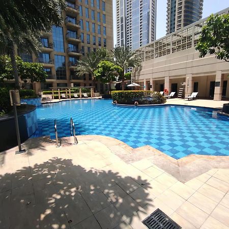 Lux Bnb Standpoint Tower Burj & Fountain Views Дубай Екстериор снимка