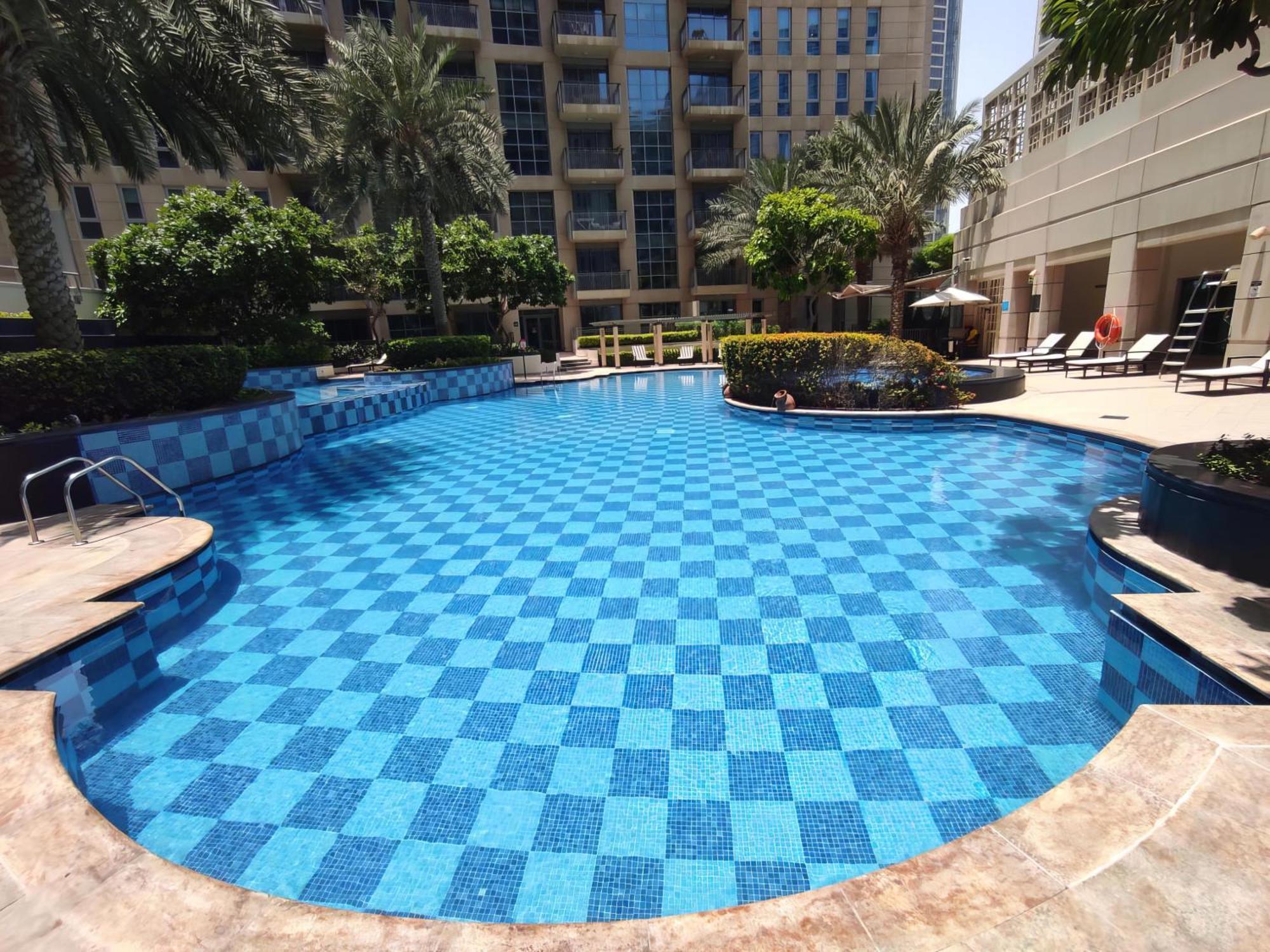 Lux Bnb Standpoint Tower Burj & Fountain Views Дубай Екстериор снимка