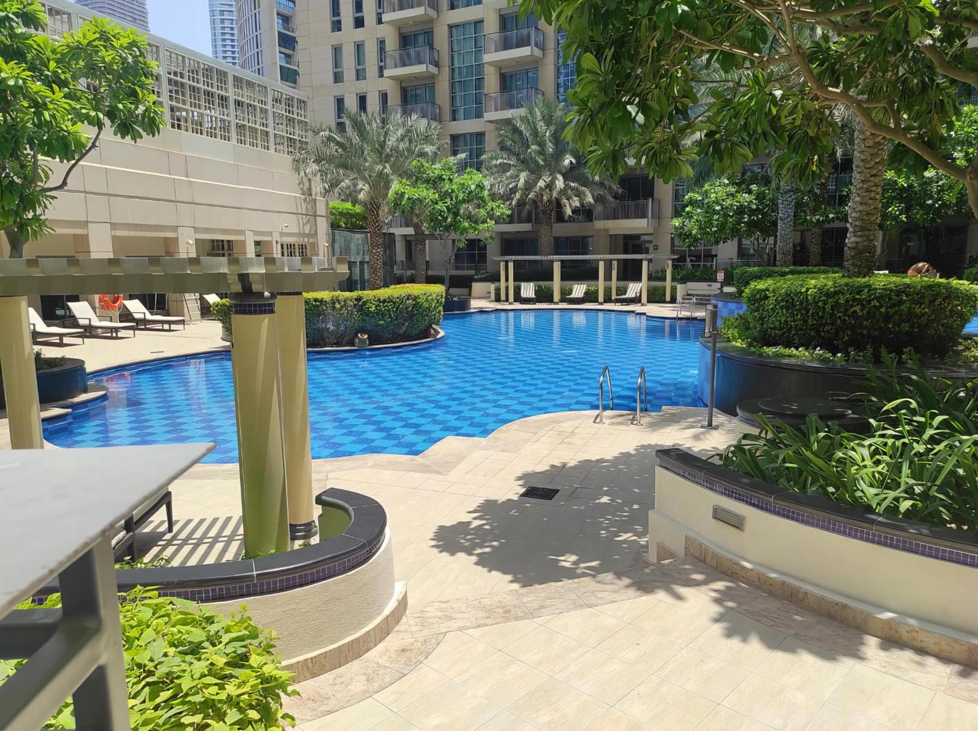 Lux Bnb Standpoint Tower Burj & Fountain Views Дубай Екстериор снимка