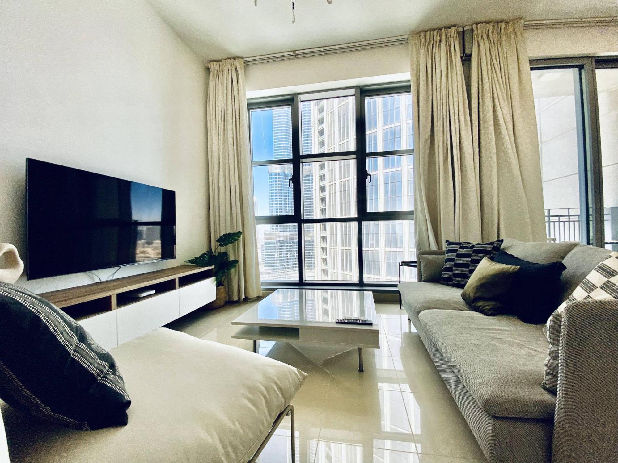 Lux Bnb Standpoint Tower Burj & Fountain Views Дубай Екстериор снимка
